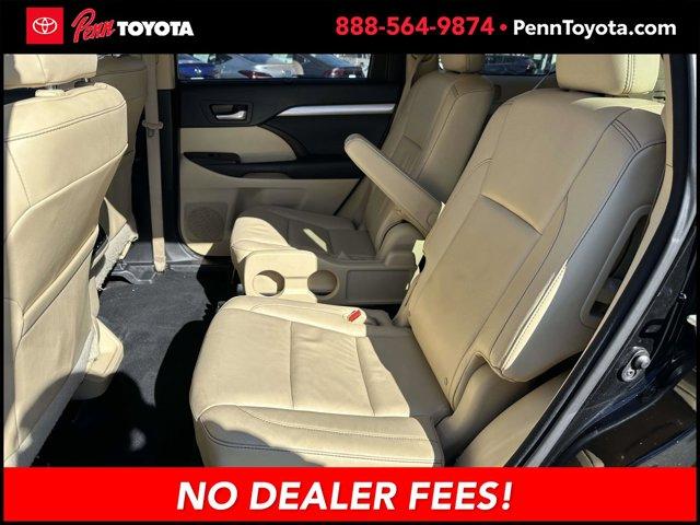 used 2015 Toyota Highlander car, priced at $17,888