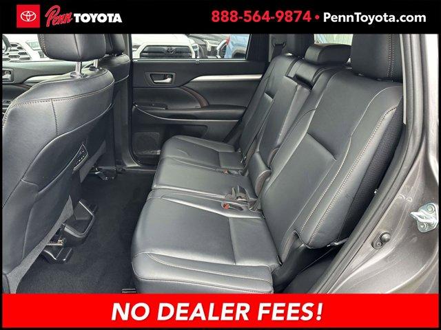 used 2019 Toyota Highlander car, priced at $21,558