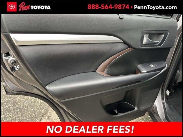 used 2019 Toyota Highlander car, priced at $21,558