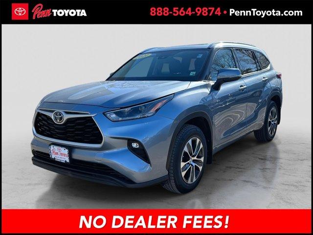used 2021 Toyota Highlander car, priced at $28,843