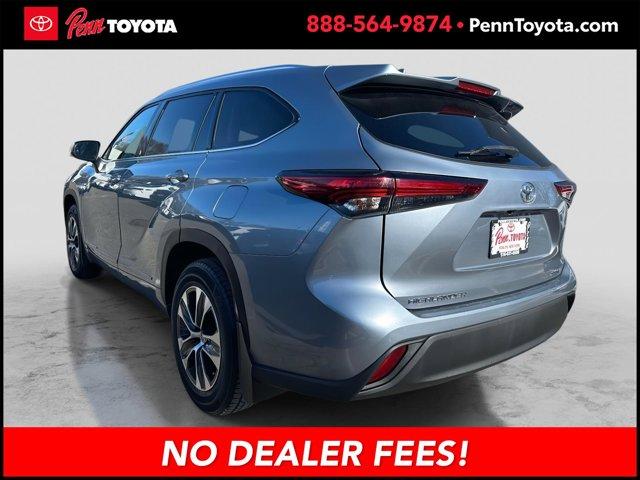 used 2021 Toyota Highlander car, priced at $28,843