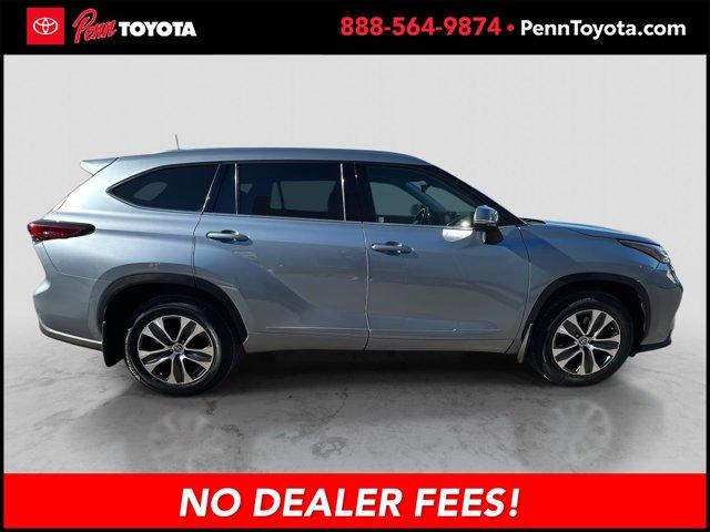 used 2021 Toyota Highlander car, priced at $28,843