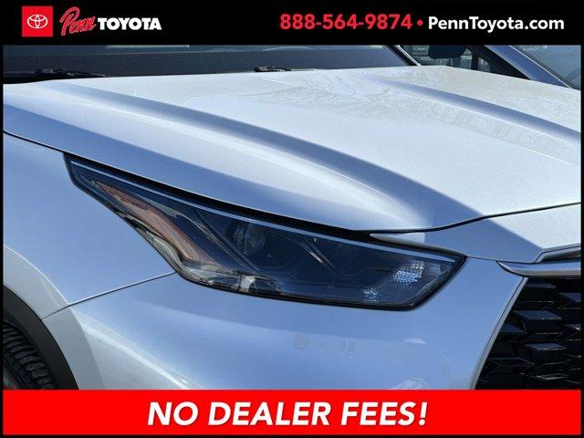 used 2023 Toyota Highlander car, priced at $36,211