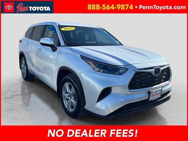 used 2023 Toyota Highlander car, priced at $35,988