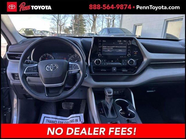 used 2022 Toyota Highlander car, priced at $29,229