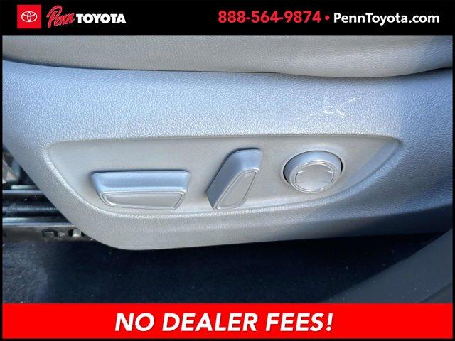 used 2022 Toyota Highlander car, priced at $29,229