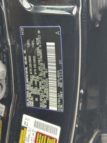 used 2023 Toyota Highlander car, priced at $40,847