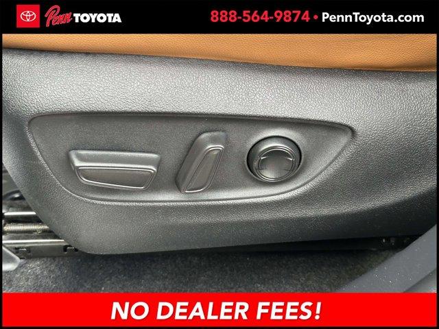 used 2023 Toyota Highlander car, priced at $40,847