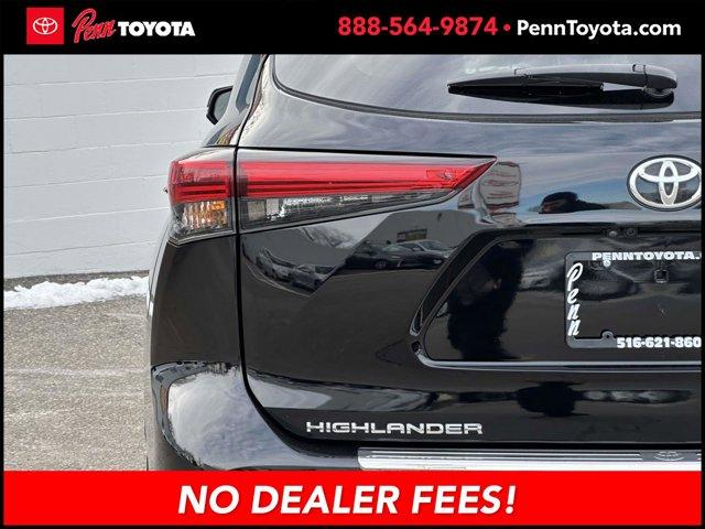 used 2023 Toyota Highlander car, priced at $40,847