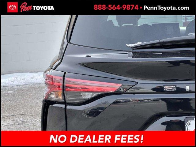 used 2023 Toyota Sienna car, priced at $45,899