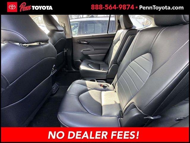 used 2023 Toyota Highlander car, priced at $39,407