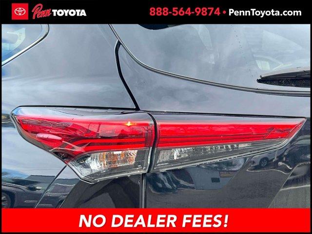 used 2023 Toyota Highlander car, priced at $35,673