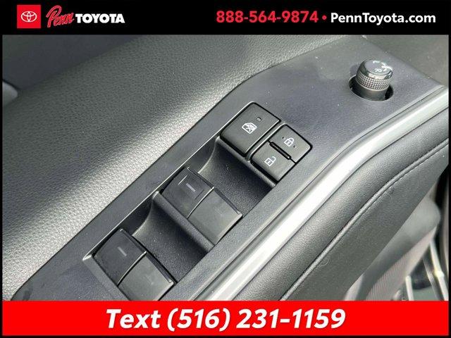 used 2023 Toyota Highlander car, priced at $34,957