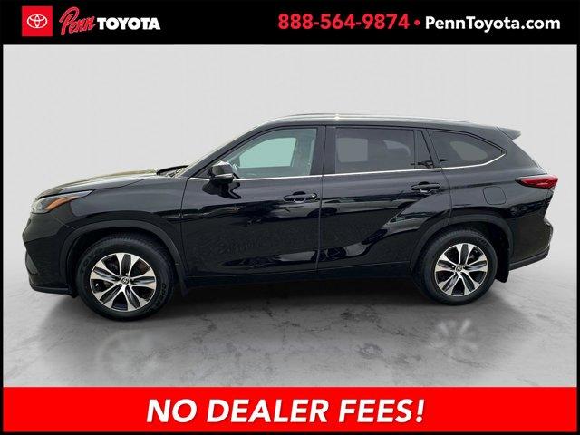 used 2023 Toyota Highlander car, priced at $30,971