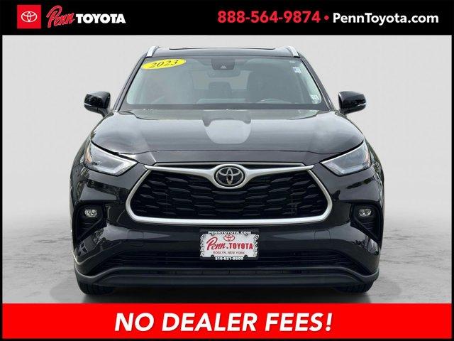 used 2023 Toyota Highlander car, priced at $30,971