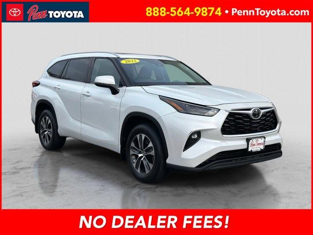 used 2022 Toyota Highlander car, priced at $32,547