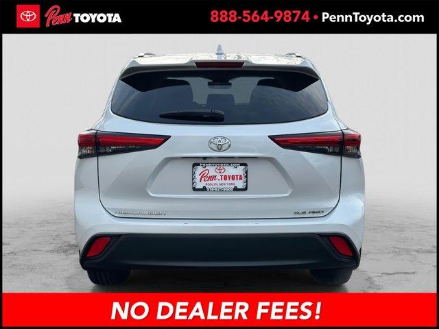 used 2022 Toyota Highlander car, priced at $32,547