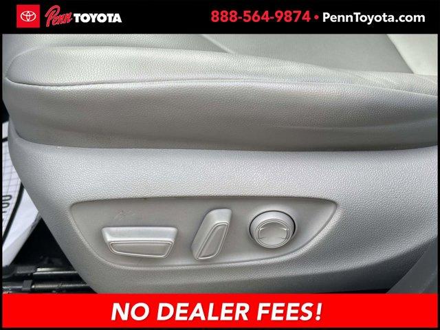 used 2022 Toyota Highlander car, priced at $32,547