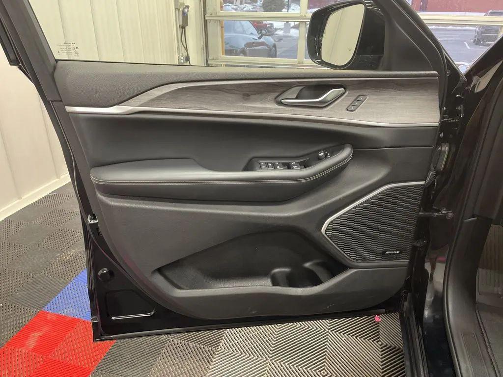 used 2023 Jeep Grand Cherokee 4xe car, priced at $28,488