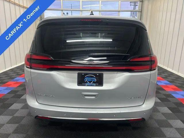used 2024 Chrysler Pacifica car, priced at $33,998