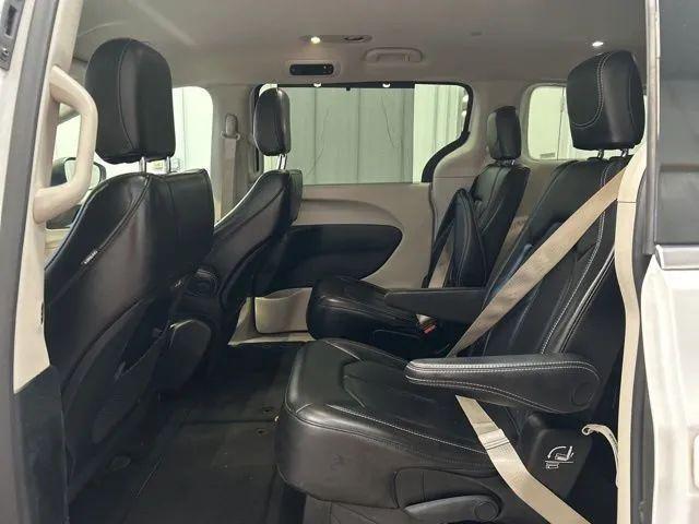 used 2023 Chrysler Pacifica car, priced at $24,998
