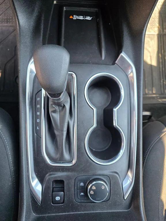 used 2023 Chevrolet Traverse car, priced at $23,998