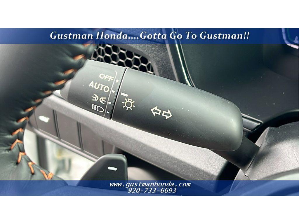 new 2026 Honda CR-V Hybrid car, priced at $39,901