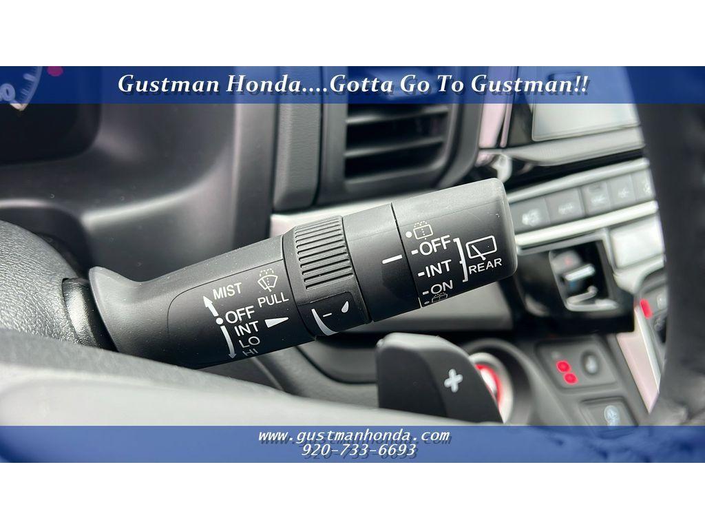 new 2026 Honda Odyssey car, priced at $42,027