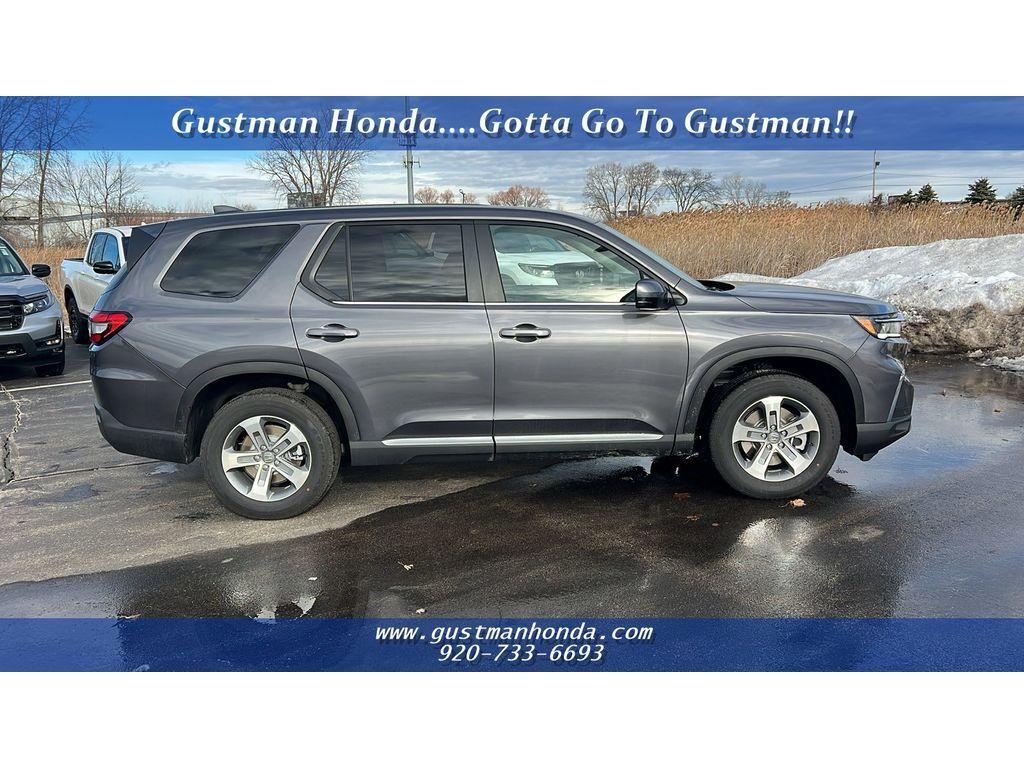 new 2025 Honda Pilot car, priced at $44,903