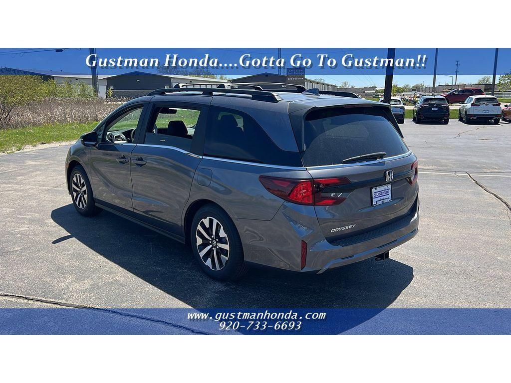 new 2026 Honda Odyssey car, priced at $42,527