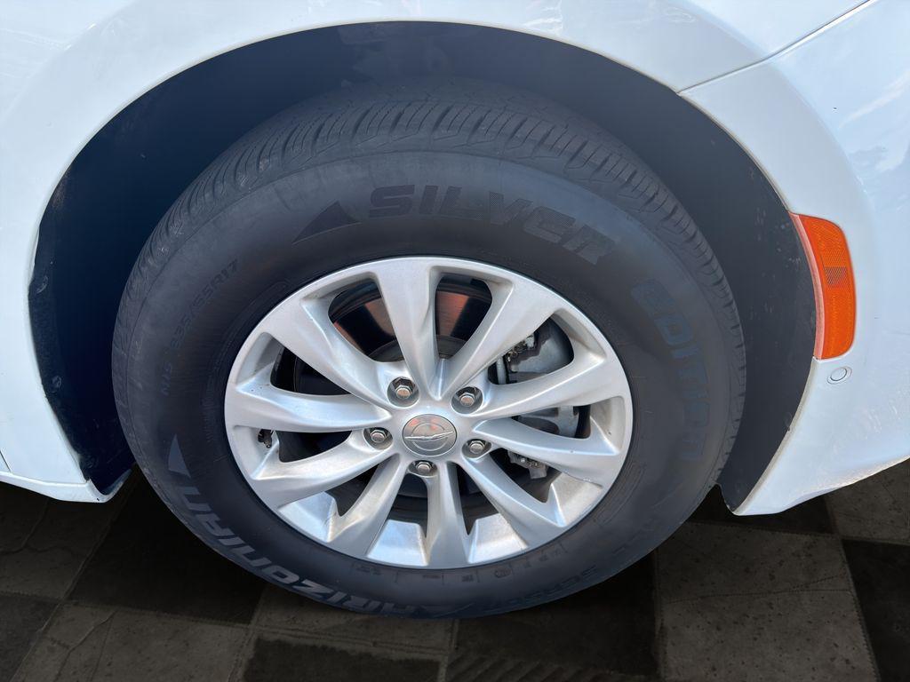 used 2018 Chrysler Pacifica car, priced at $19,745