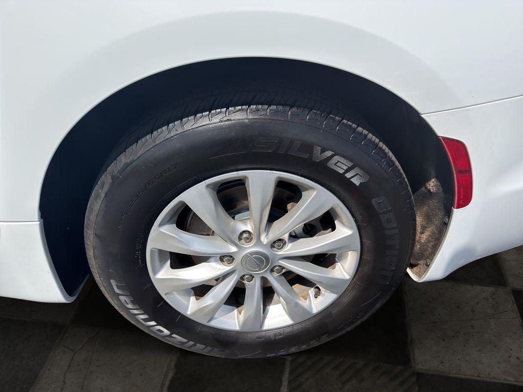 used 2018 Chrysler Pacifica car, priced at $19,745