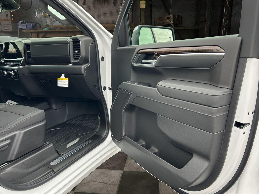 new 2026 GMC Sierra 1500 car, priced at $52,364