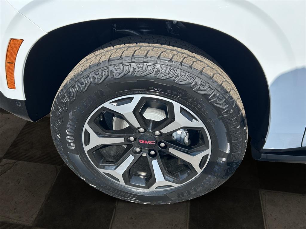 new 2026 GMC Yukon car, priced at $90,585