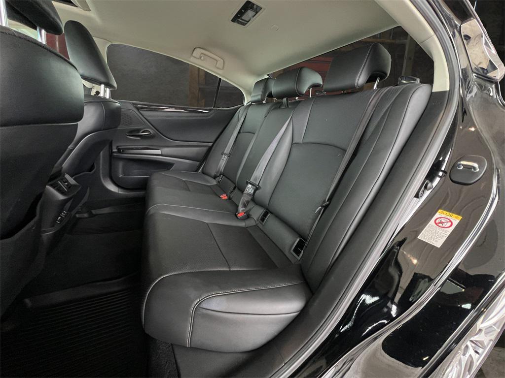 used 2019 Lexus ES 350 car, priced at $28,915