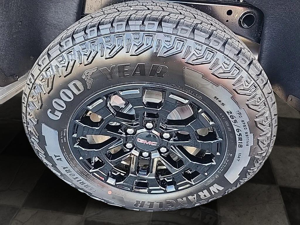 new 2026 GMC Canyon car, priced at $48,425