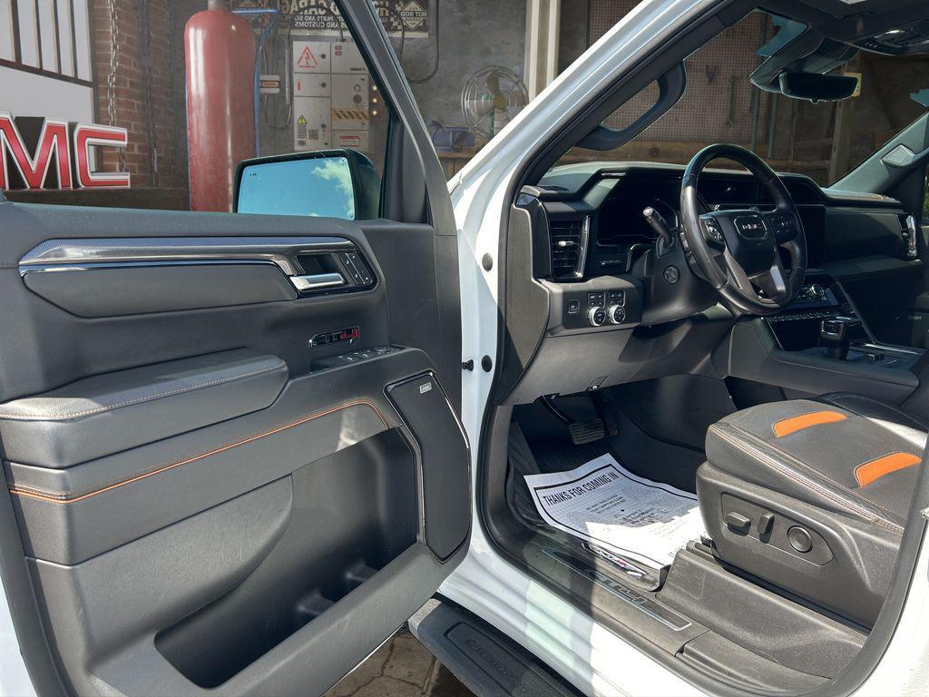 used 2022 GMC Sierra 1500 car, priced at $39,925