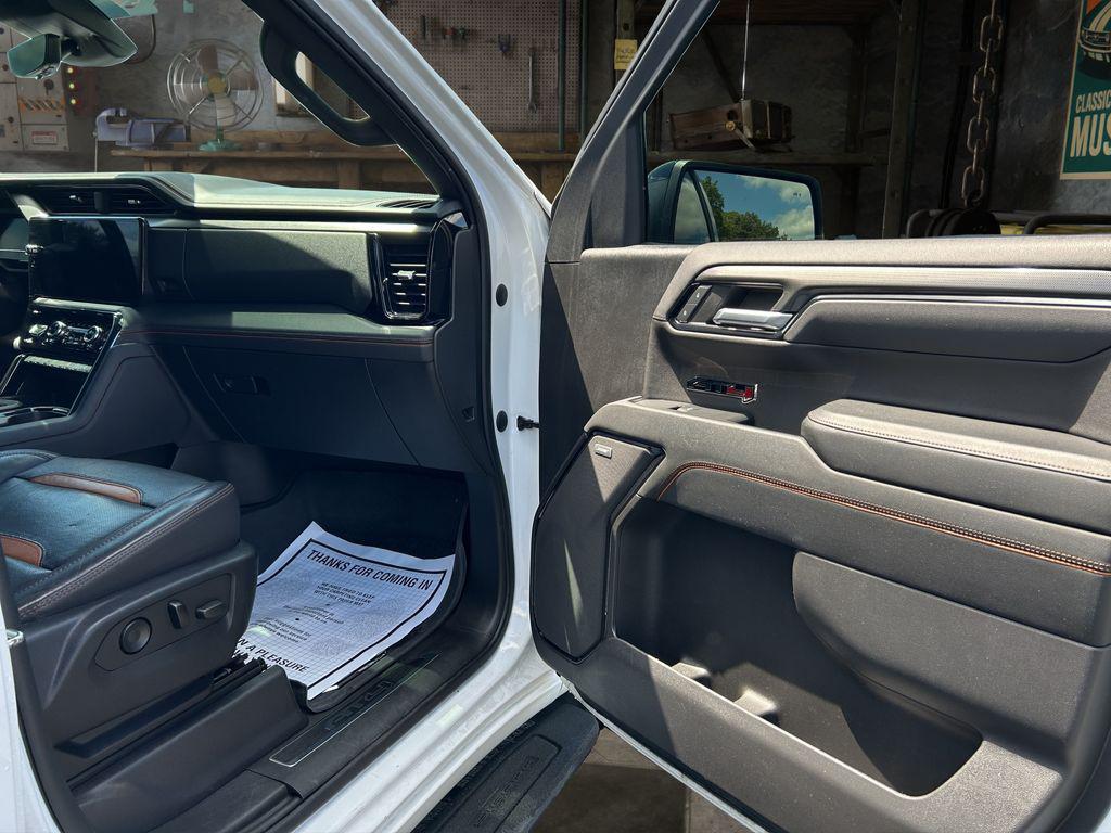 used 2022 GMC Sierra 1500 car, priced at $39,925