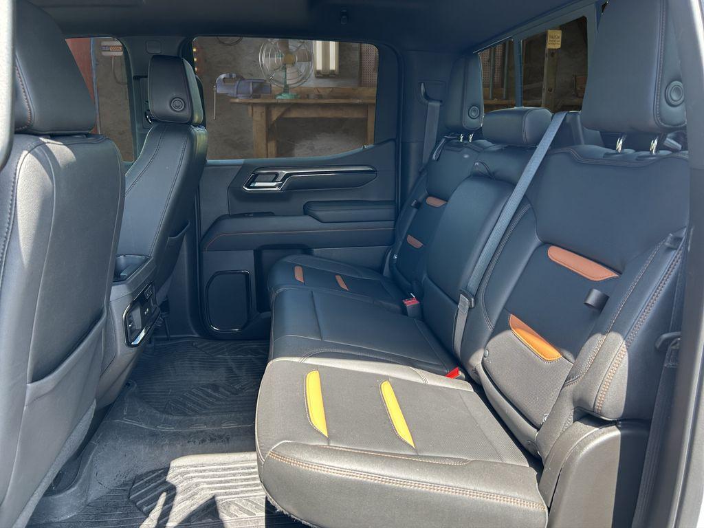 used 2022 GMC Sierra 1500 car, priced at $39,925