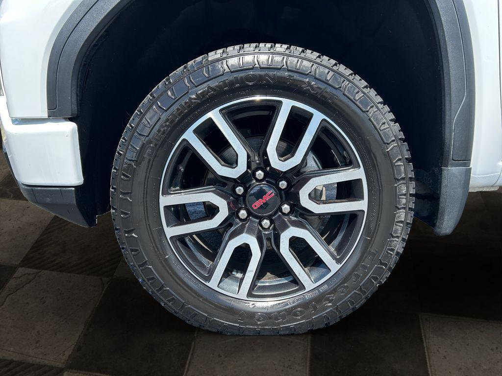 used 2022 GMC Sierra 1500 car, priced at $39,925
