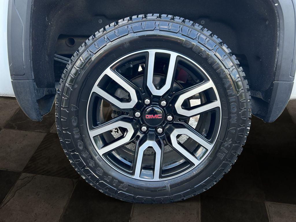 used 2022 GMC Sierra 1500 car, priced at $39,925