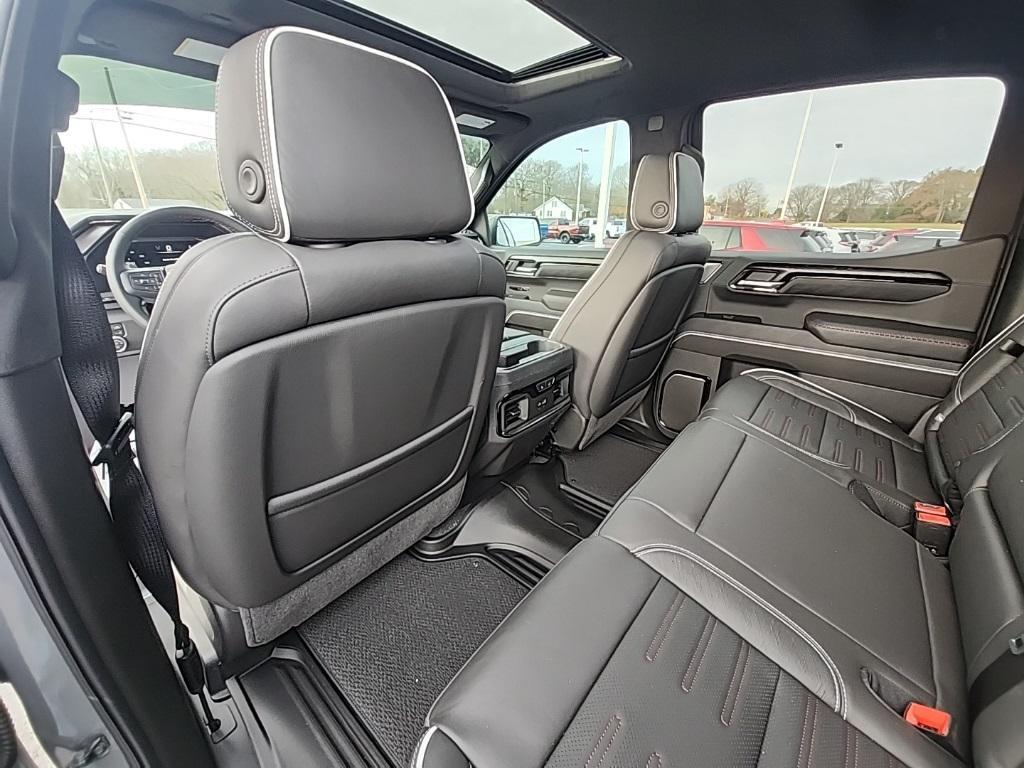 new 2026 GMC Sierra 1500 car, priced at $77,135