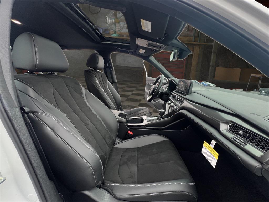 used 2025 Acura Integra car, priced at $33,887