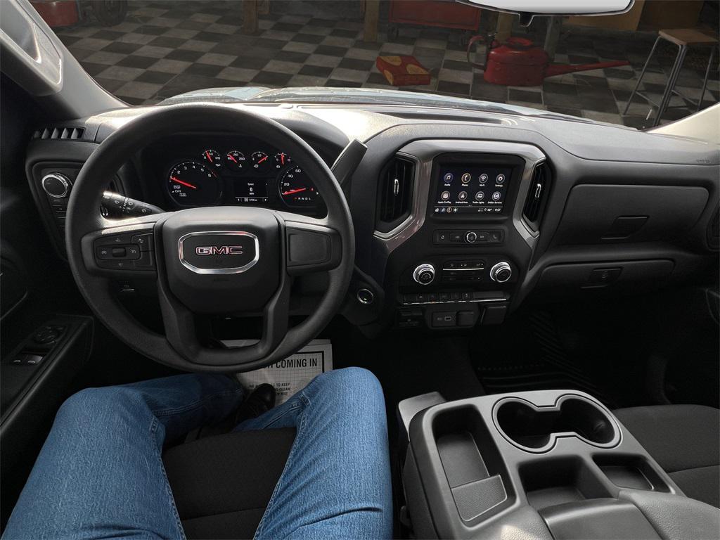 used 2025 GMC Sierra 1500 car, priced at $35,641