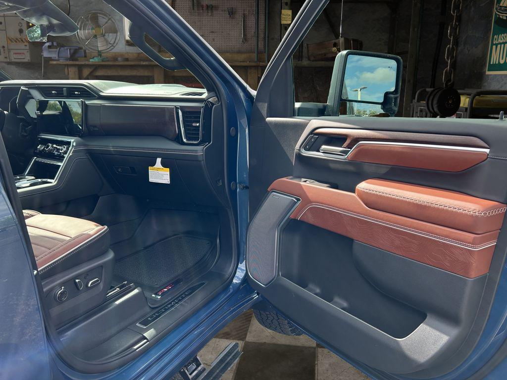 new 2026 GMC Sierra 2500 car, priced at $93,929