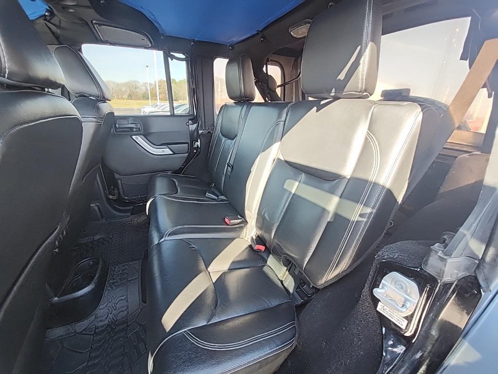 used 2015 Jeep Wrangler Unlimited car, priced at $17,271