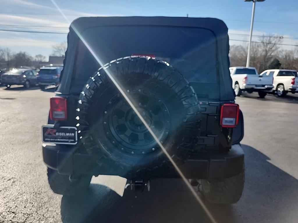 used 2015 Jeep Wrangler Unlimited car, priced at $17,271