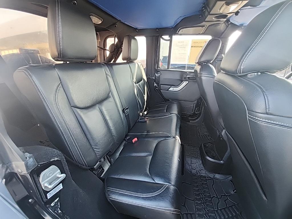 used 2015 Jeep Wrangler Unlimited car, priced at $17,271