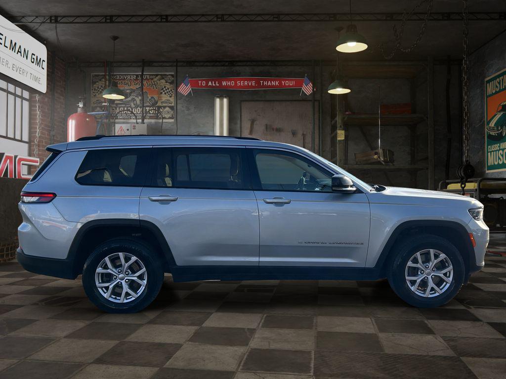 used 2021 Jeep Grand Cherokee L car, priced at $27,799