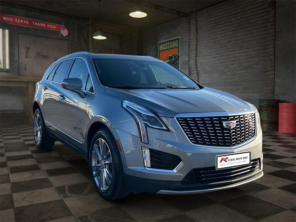 used 2024 Cadillac XT5 car, priced at $32,605